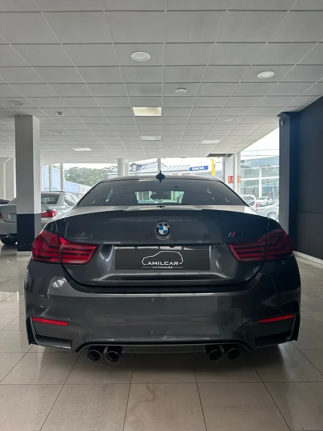 BMW M4 3.0 COMPETITION